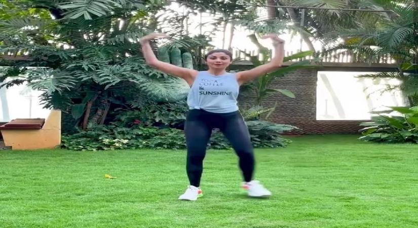 Shilpa Shetty suggests a new workout routine to break the monotony  (Photo:Instagram)