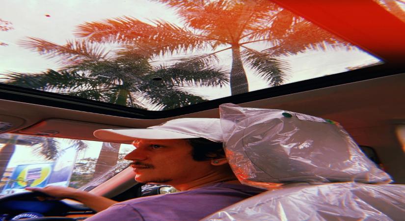 Vijay Varma shares his 'Tinder profile picture' with fans