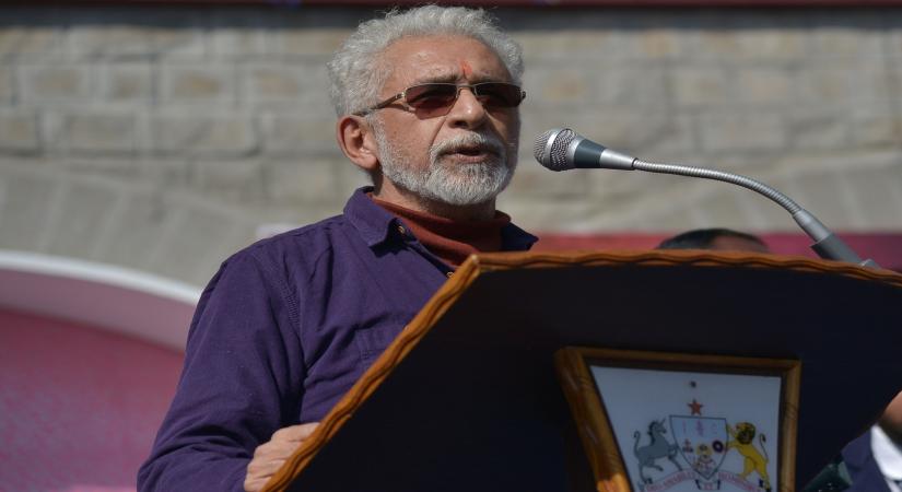 Naseeruddin Shah admitted to hospital