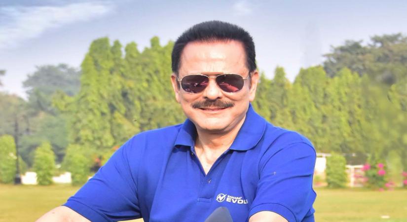 Subrata Roy's Sahara India Pariwar announces its foray into the automobile sector, under the brand name "Sahara Evols. The business venture will cater to India's largest range of Electric Vehicles (EVs) along with advanced allied services.
