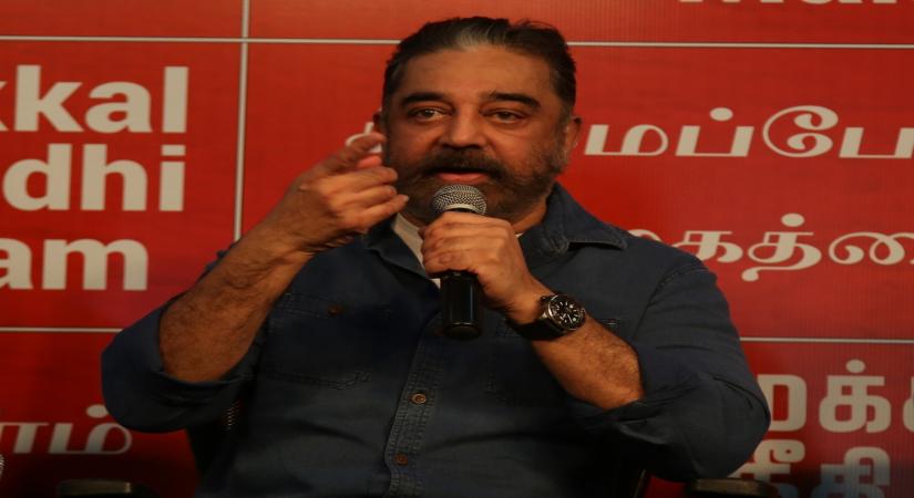 Chennai: Actor and Makkal Neethi Maiyam (MNM) party President Kamal Haasan addresses a press meet in Chennai on Dec 1, 2020. (Photo: IANS)