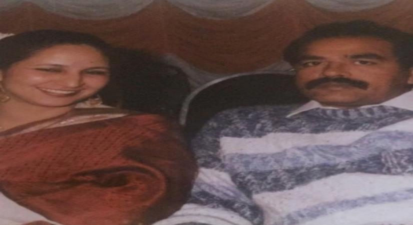 Saqib Saleem wishes parents on anniversary, sister Huma shares post.(photo:Instagram)