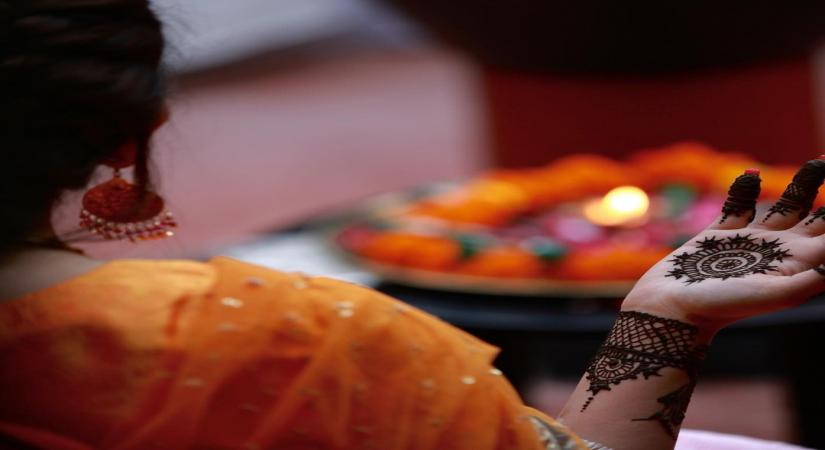 Yami Gautam shares photos from her mehendi ceremony (Photo:Instagram)