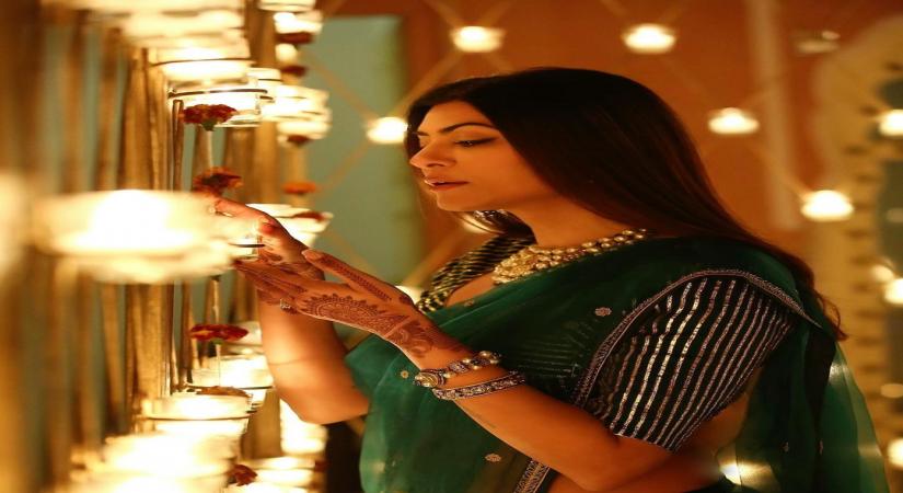 'Aarya' turns one: Sushmita Sen posts a 'thank you' note.