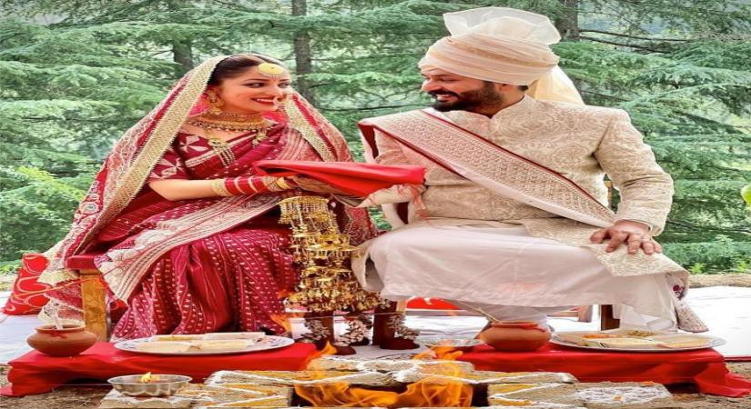 Yami Gautam ties the knot with 'Uri' director Aditya Dhar.