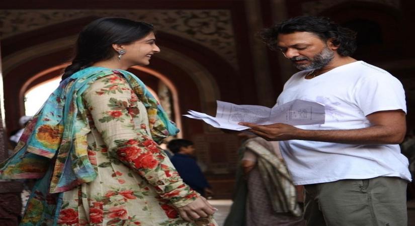 Sonam Kapoor unveils cover of Rakeysh Omprakash Mehra's autobiography