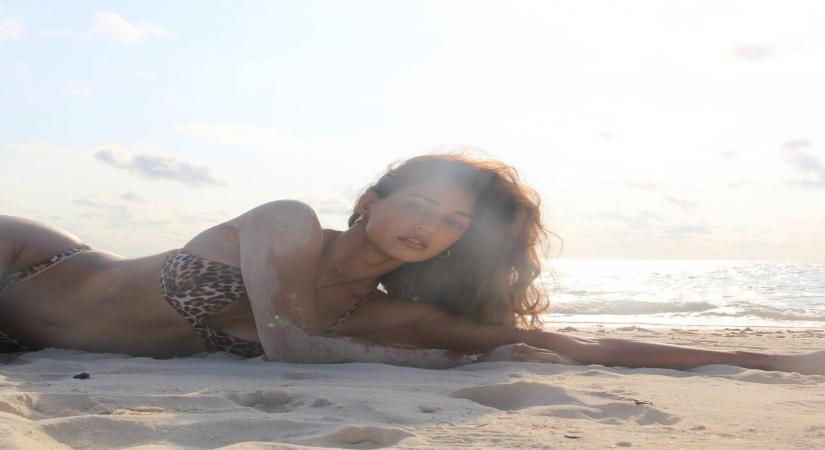 Disha Patani raises temperature with latest bikini picture.(photo:Instagram)