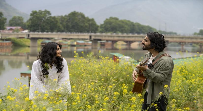 KASHMIRI SINGER RAHI SAYED