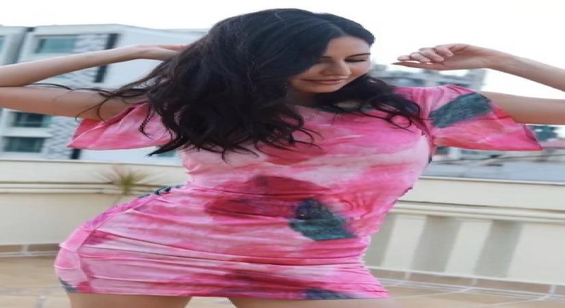Katrina Kaif turns Barbie in pink tie-dye outfit (Photo:Instagram)