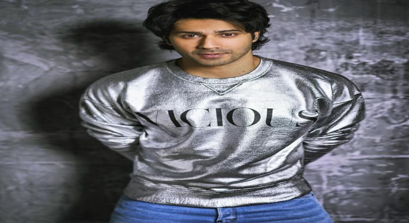 Varun Dhawan's latest photo-op is about 'ummeed'.(photo:instagram)