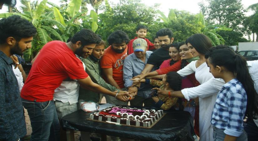 Qurbaan Hua' cast celebrates 300 episodes of show