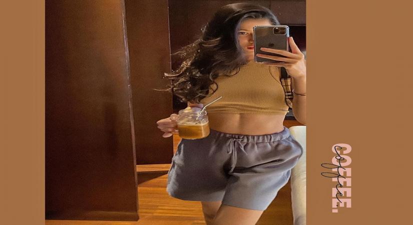 Shanaya Kapoor's 'random clicks of self care' is all about her love for coffee(Photo:instagram)