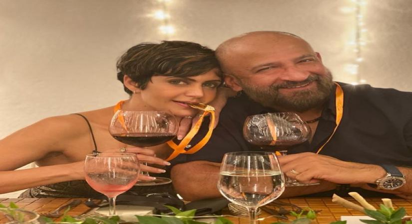 Mandira Bedi shares photos with husband Raj Kaushal.(photo:instagram)