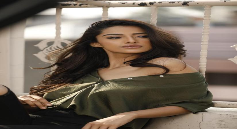 Meenakshii Chaudhary: Hard work is the only thing constant for me