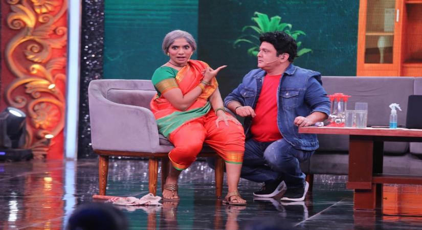 Jamie Lever reminds Raveena Tandon of dad Johnny.