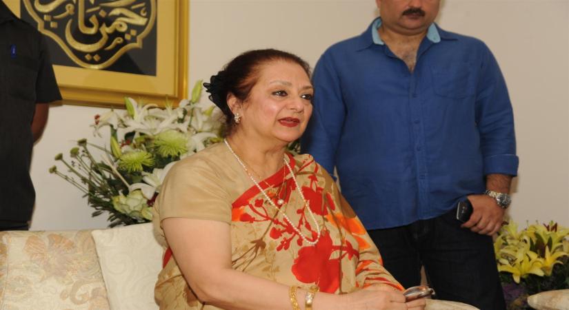 Saira Banu in Mumbai hospital after 'minor heart attack'