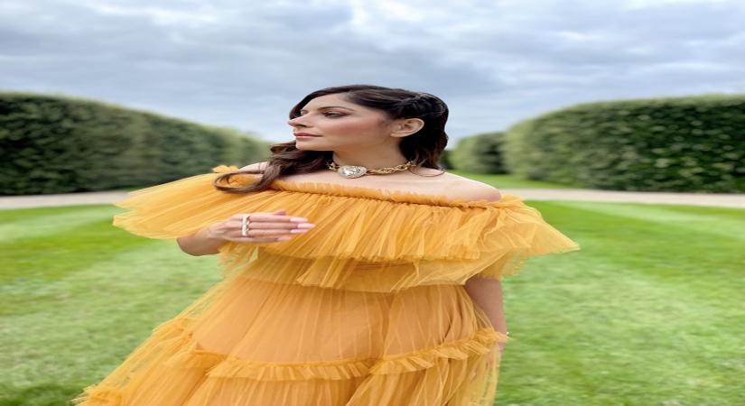 KANIKA KAPOOR