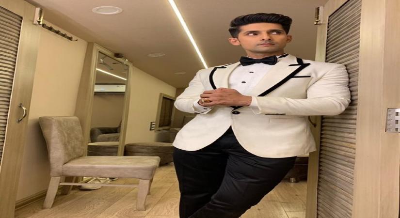 RAVI DUBEY.