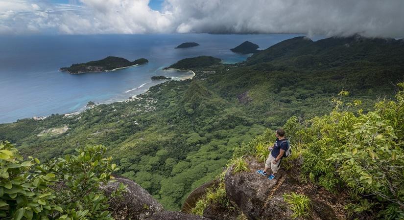 Nature trail Morne Seychelles National Park - image courtesy of Chris Close - STB