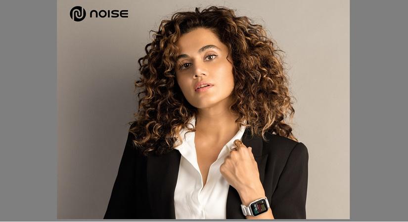 Taapsee Pannu wearing Noise's smartwatch