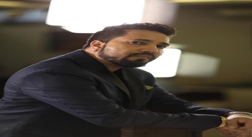 Mika Singh replaces Farah Khan as judge on 'Zee Comedy Show'