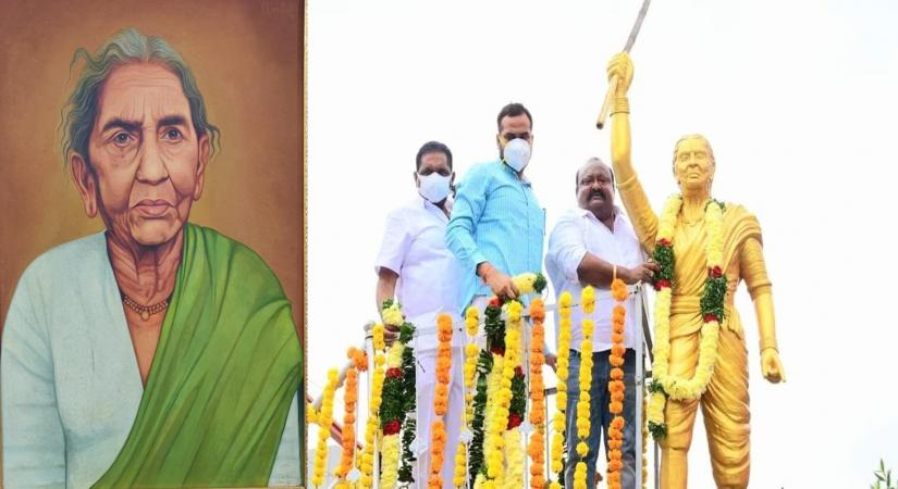 Telangana pays tributes to Chakali Aiylamma.