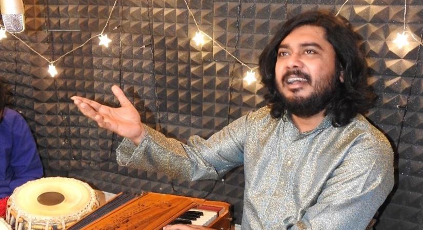 Fusion dissolves all barriers: Classical singer Nadeem Khan