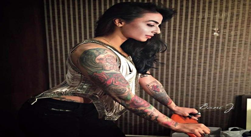 BANI J.
