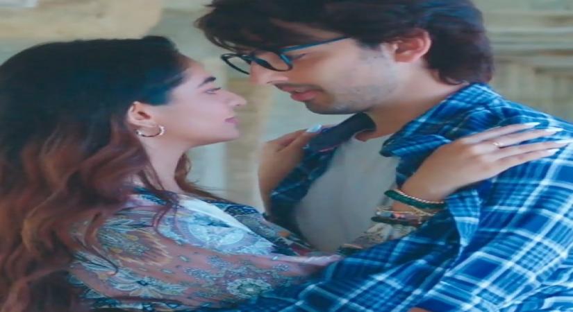 Himansh Kohli unspools details of his new song 'Chura Liya'.