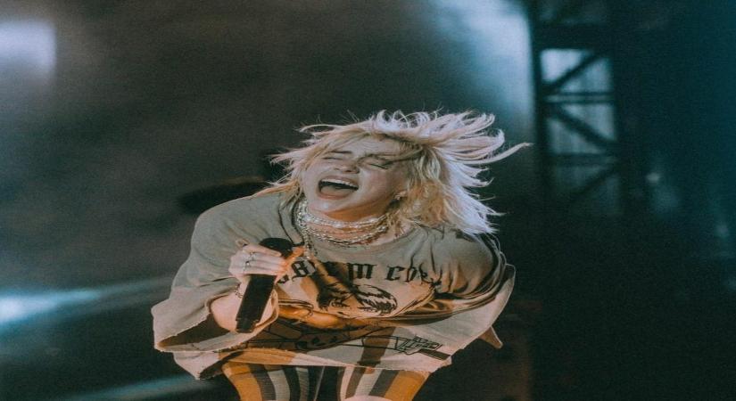 Billie Eilish protests Texas Abortion Law at Austin City Limits 2021