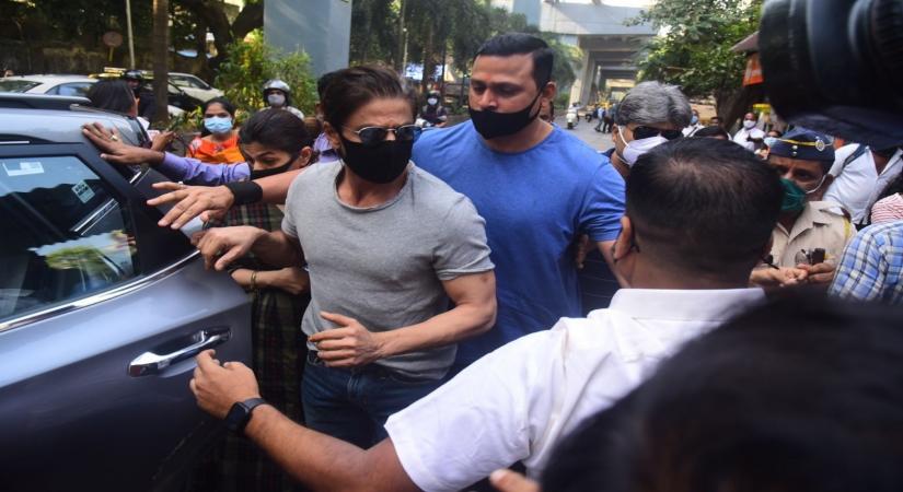 Mumbai: Bollywood megastar Shah Rukh Khan arrives at Arthur Road Central Jail to meet son Aryan, who is lodged here in the NCB drugs case, and his bail plea is likely to be heard in the Bombay High Court today.