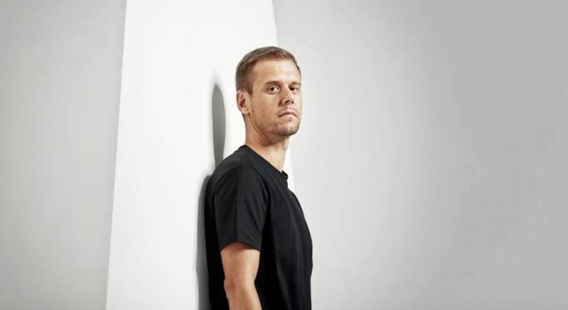 Armin van Buuren and Sunburn music fest .