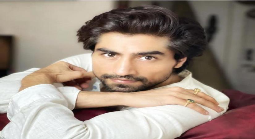 Harshad Chopda.
