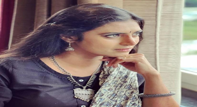 Kasthuri questions timing of TN govt order on making vax mandatory for movie-goers