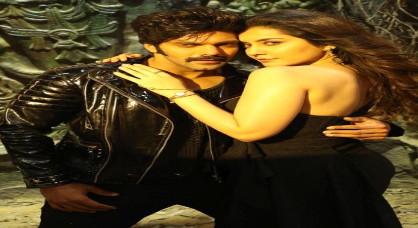 'Aranmanai3 to release on Zee5 on Nov 12'.