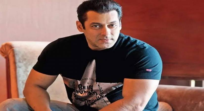 Netizens upset with Salman for ignoring Simba's Islamophobic remarks.