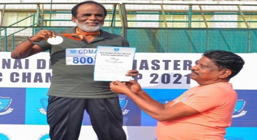 Vishal's dad G K Reddy wins medals in Athletics