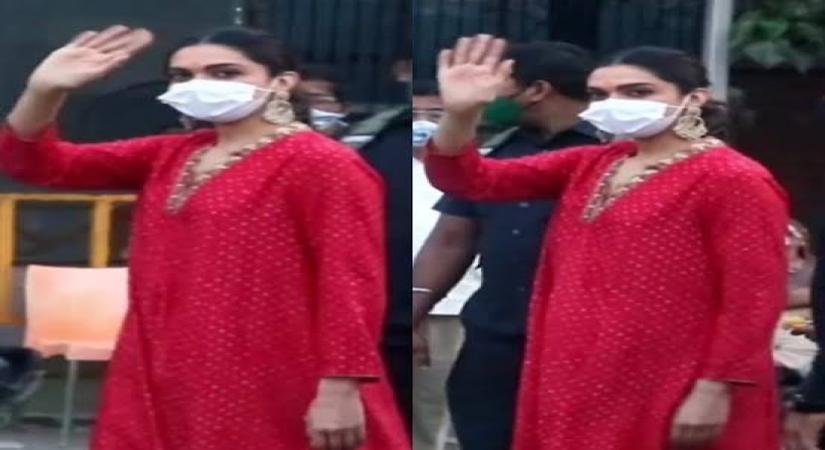 Deepika Padukone visits Siddhivinayak Temple to seek blessings for '83'