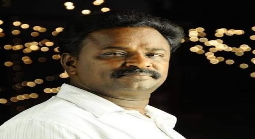 Blue Sattai Maran(photo:twitter)