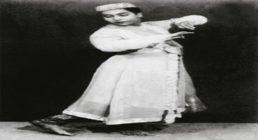 When Birju Maharaj had to prompt Sitara Devi through a show.