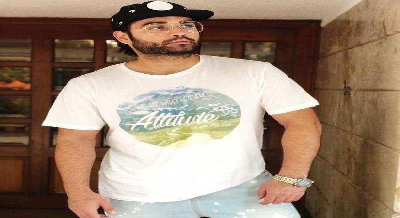 Vivian Dsena.