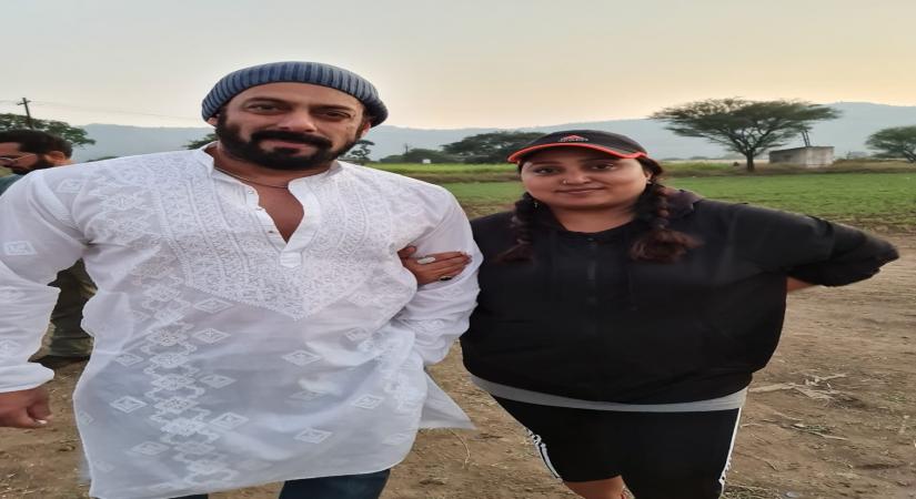 Salman Shabina main Chala