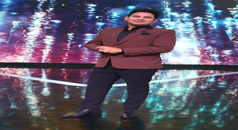 Manoj Muntashir.