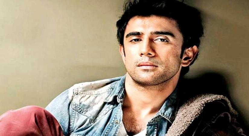 Amit Sadh .