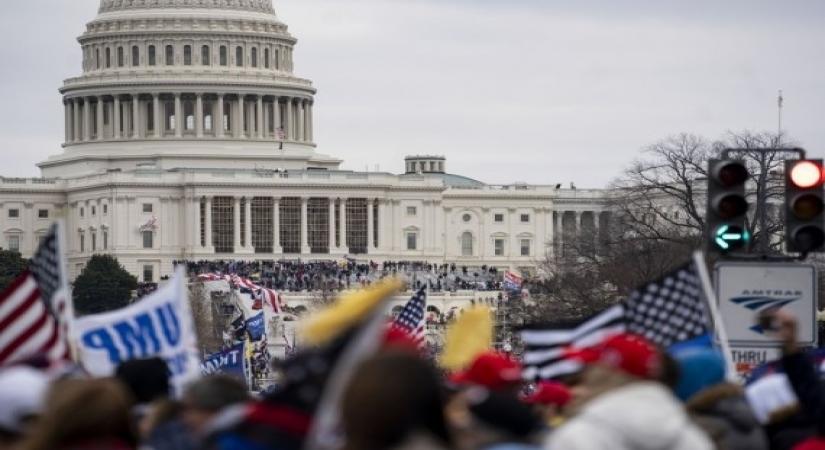 Supporters of U.S. President Donald Trump gather near the U.S. Capitol building in Washington, D.C., the United States, Jan. 6, 2021. (Xinhua/Liu Jie)