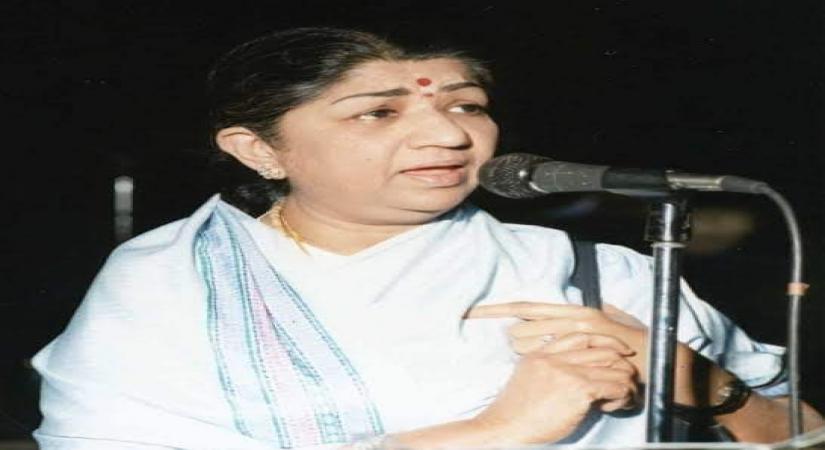 Chitra, Malayalam music fraternity condole Lata's passing away