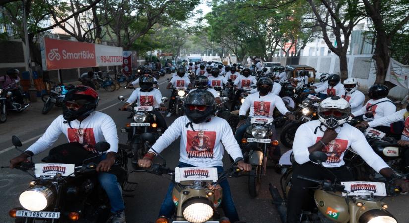 60 fans of Vikram take out  Motorcycle rally to celebrate Mahaan.