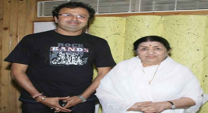 Nikhil Kamath and Lata Mangeshkar.