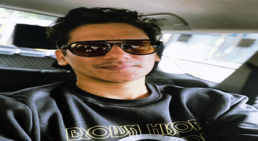 Vijay Varma says 'hello' with new photo-op(Photo:Instagram)