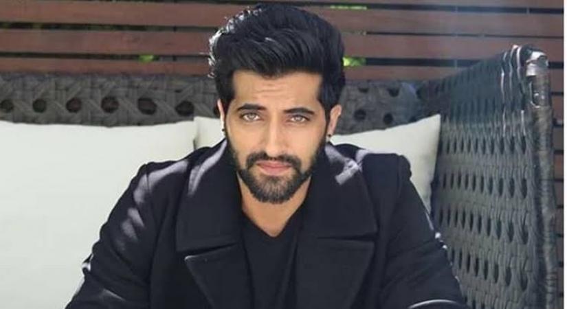 Akshay Oberoi.